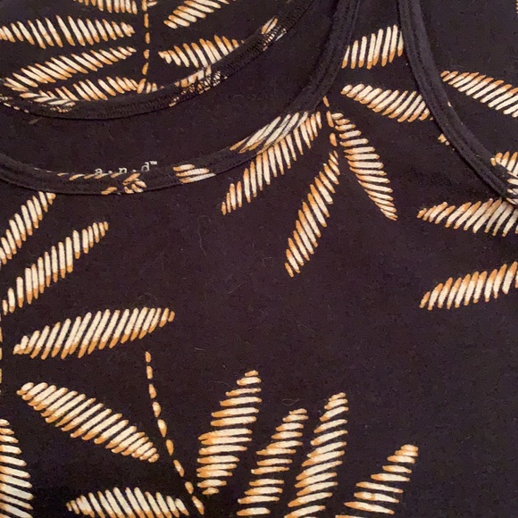 Tank - Picture 4 of 4